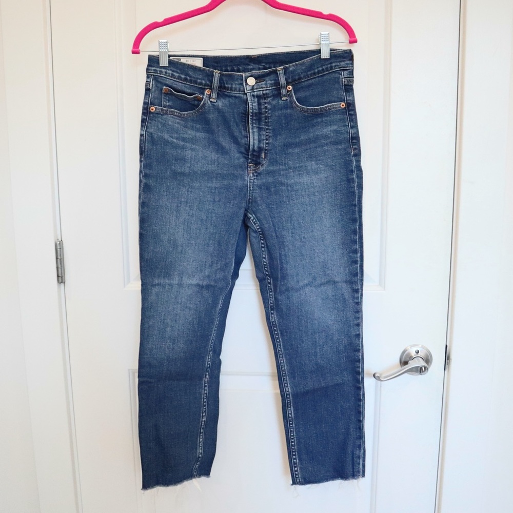 GAP medium wash high rise cigarette Jean 30P/10P